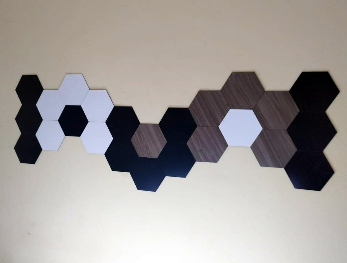 Pack 24 pcs Hexagones en bois noir et sombre, panneaux décoratifs  art mural , installation facile,