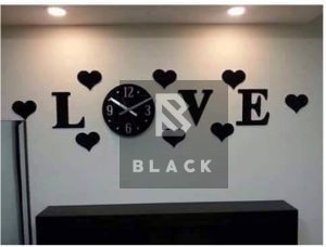 Montre love en bois noir